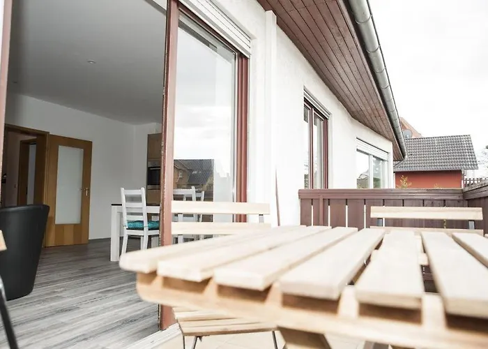 Exklusive Mit Balkon, 2 Schlafzimmer Im Haus Sertuerner アパート *
